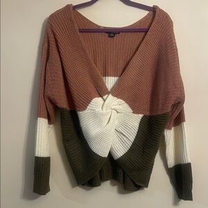 Chic V-Neck Colorblock Sweater